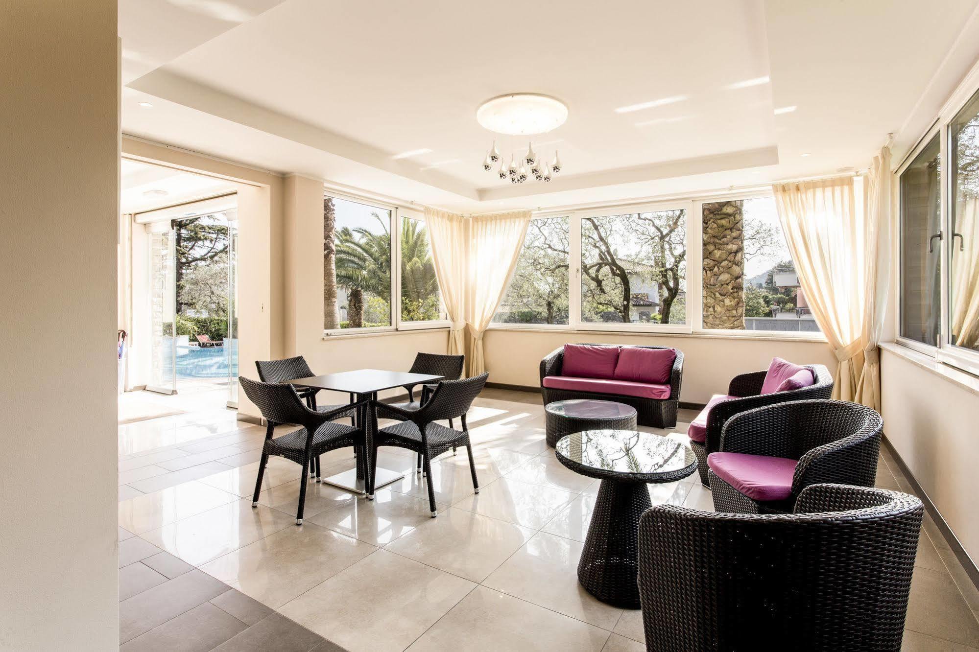 Hotel Sorriso Toscolano Maderno Zewnętrze zdjęcie