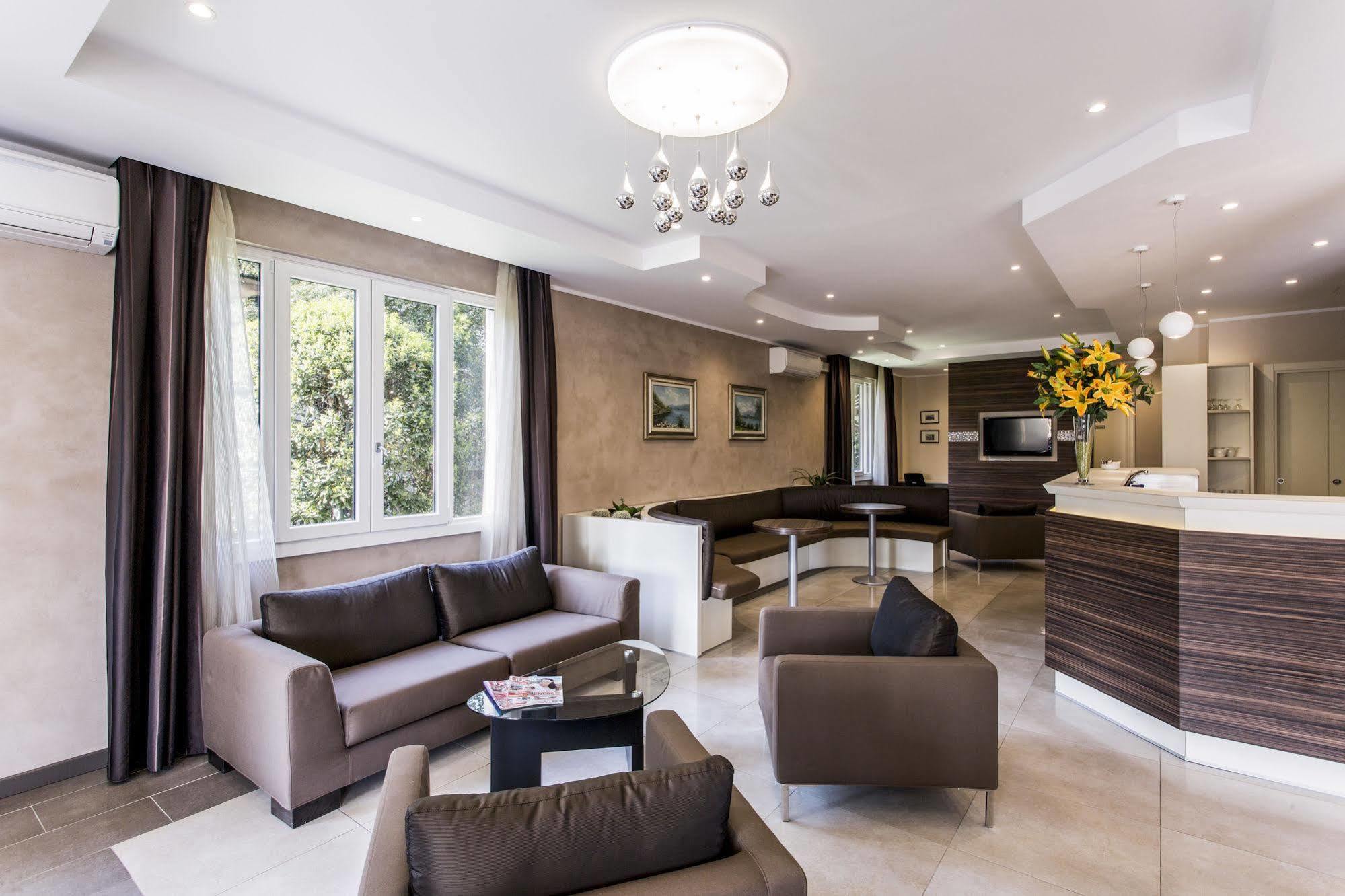 Hotel Sorriso Toscolano Maderno Zewnętrze zdjęcie