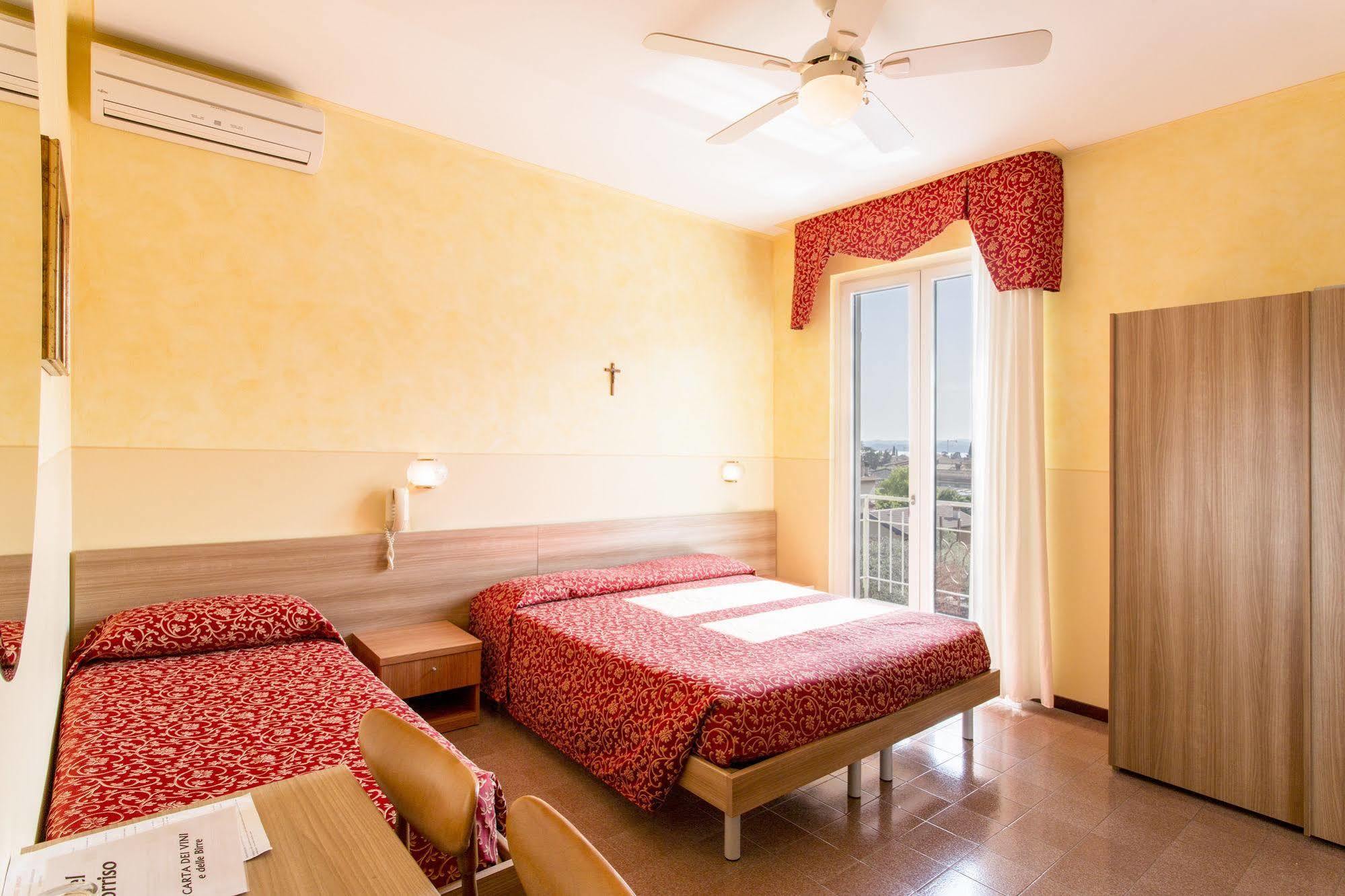 Hotel Sorriso Toscolano Maderno Zewnętrze zdjęcie