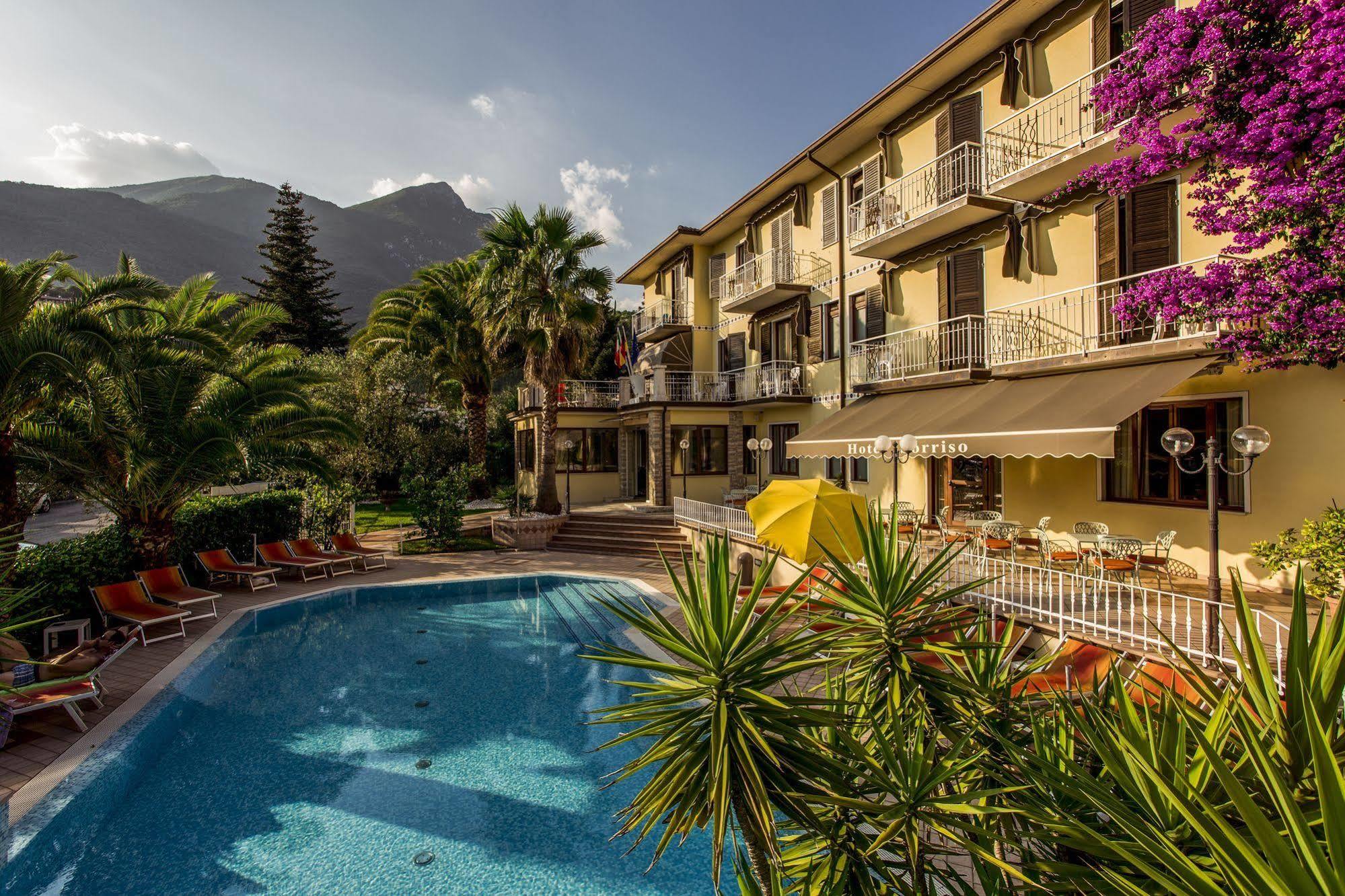 Hotel Sorriso Toscolano Maderno Zewnętrze zdjęcie