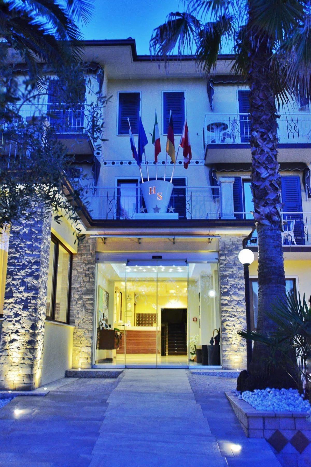 Hotel Sorriso Toscolano Maderno Zewnętrze zdjęcie