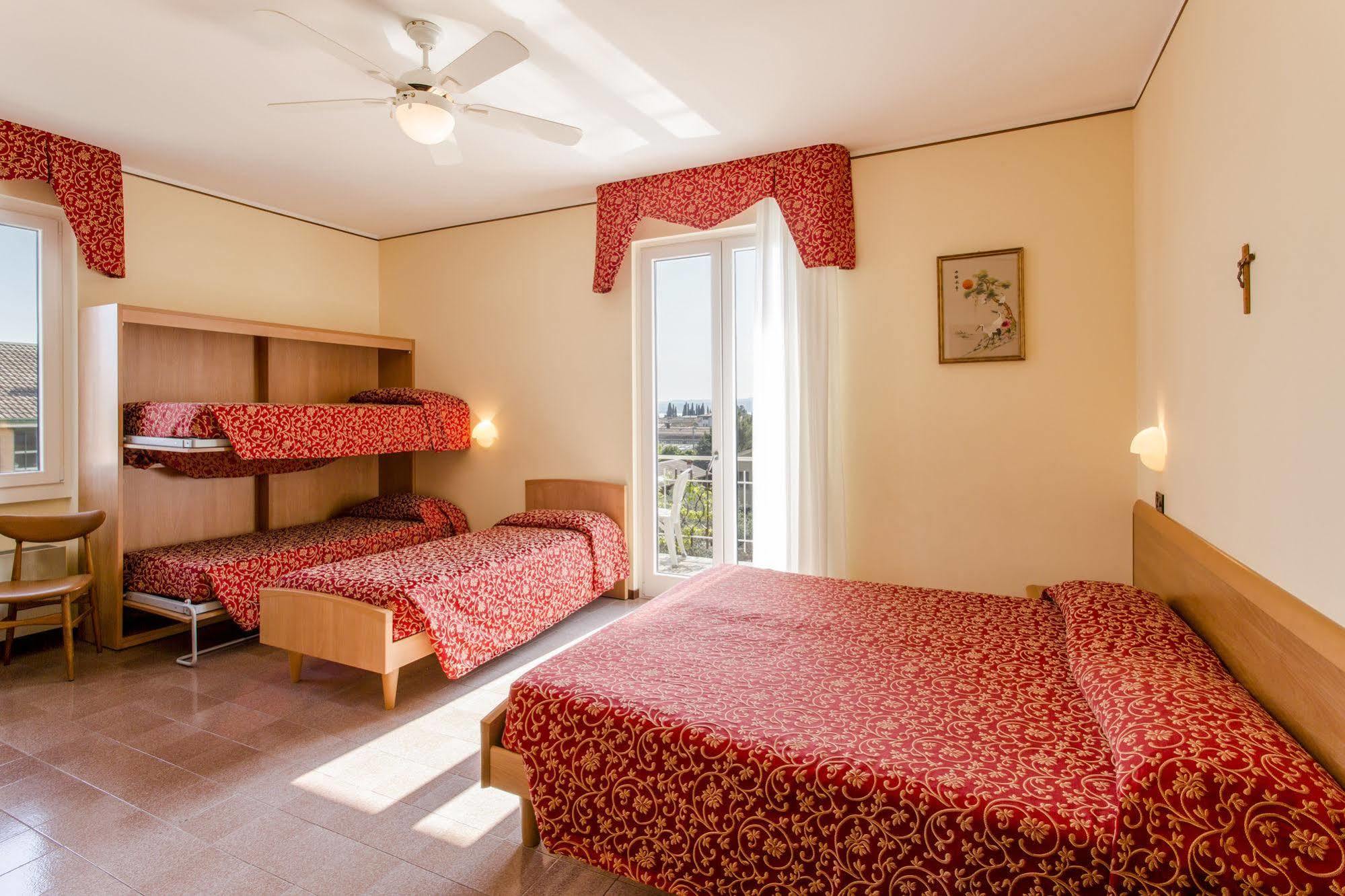 Hotel Sorriso Toscolano Maderno Zewnętrze zdjęcie