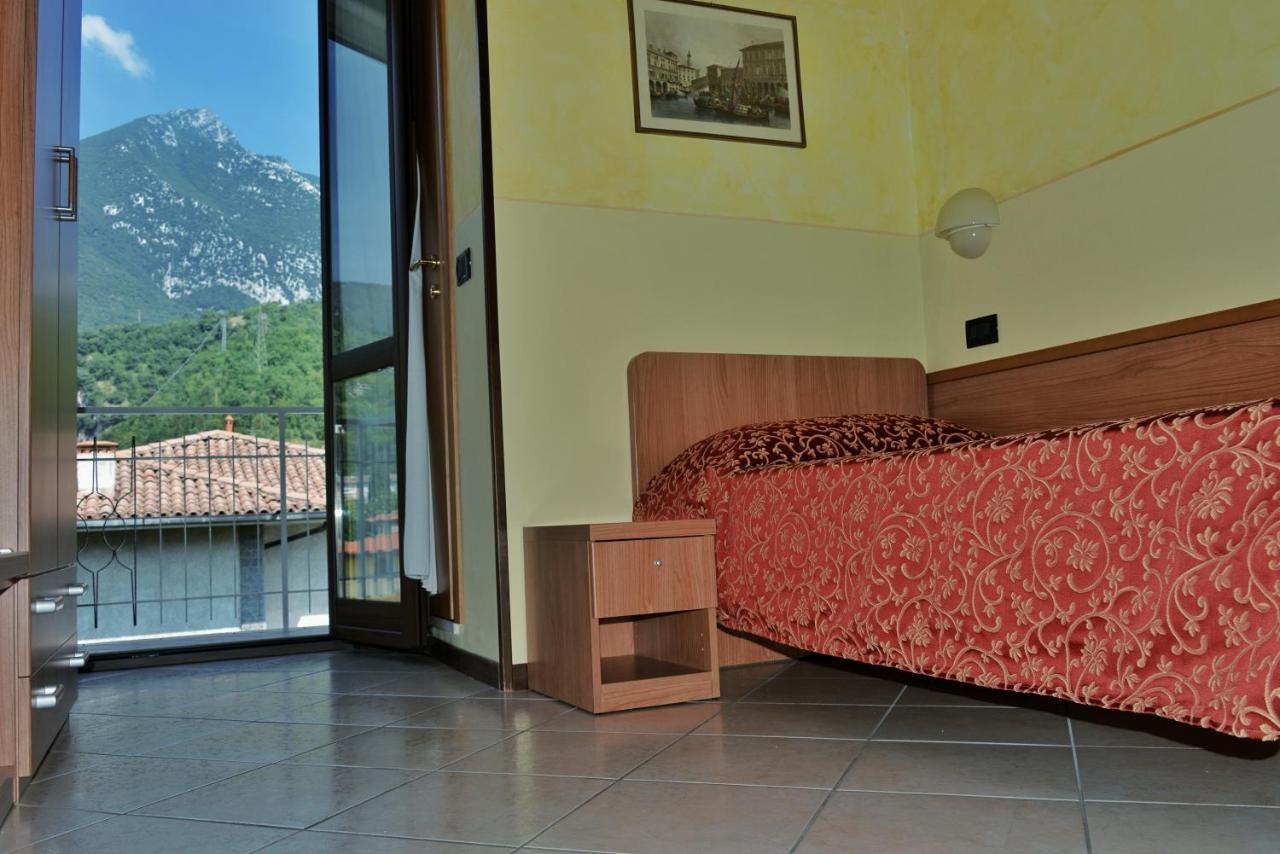 Hotel Sorriso Toscolano Maderno Zewnętrze zdjęcie